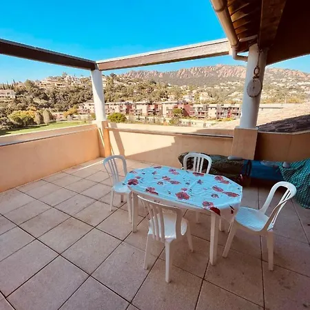 Spacieux Climatise Dernier Etage Ref Nautic 46 Апартаменты *