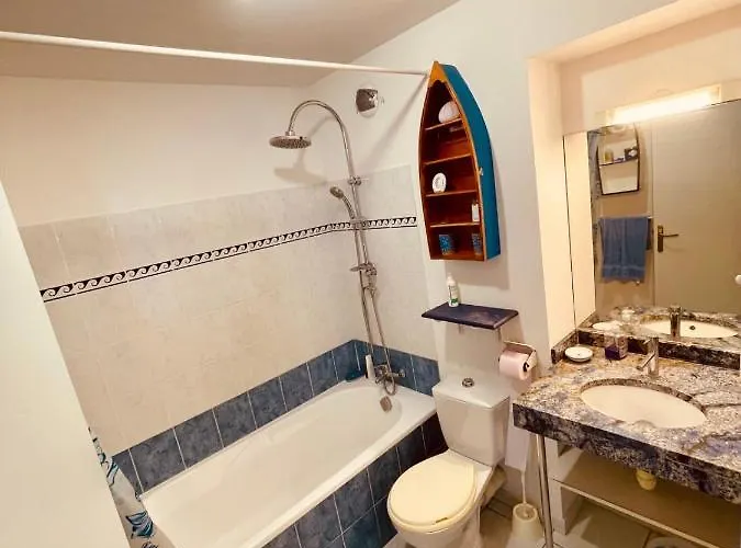 Spacieux Climatise Dernier Etage Ref Nautic 46 Apartment *